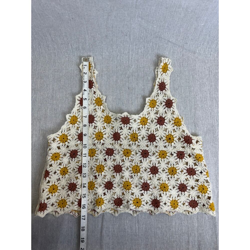 Women's Crochet floral pattern‎ boho crop top S/M festival